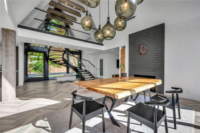 24301 Sylvan Glen, Calabasas, CA 91302