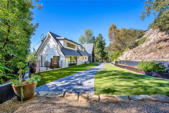 24301 Sylvan Glen, Calabasas, CA 91302