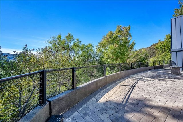 24301 Sylvan Glen, Calabasas, CA 91302