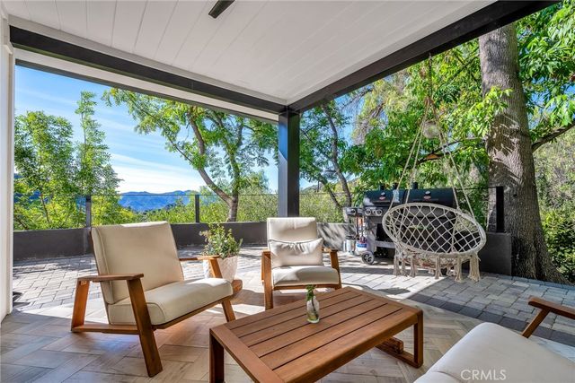 24301 Sylvan Glen, Calabasas, CA 91302