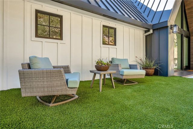 24301 Sylvan Glen, Calabasas, CA 91302