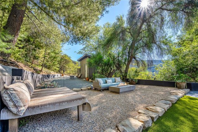 24301 Sylvan Glen, Calabasas, CA 91302