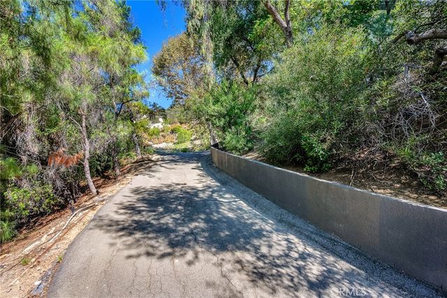 24301 Sylvan Glen, Calabasas, CA 91302