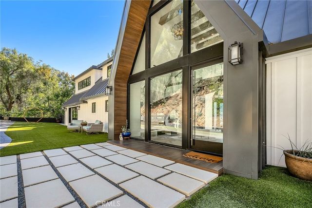 24301 Sylvan Glen, Calabasas, CA 91302
