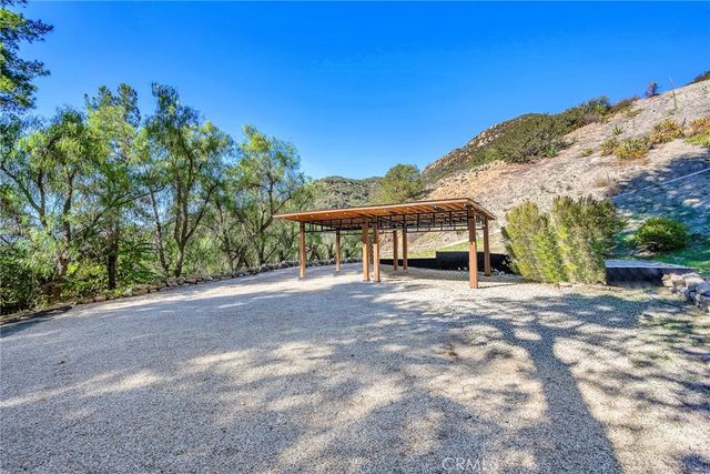 24301 Sylvan Glen, Calabasas, CA 91302