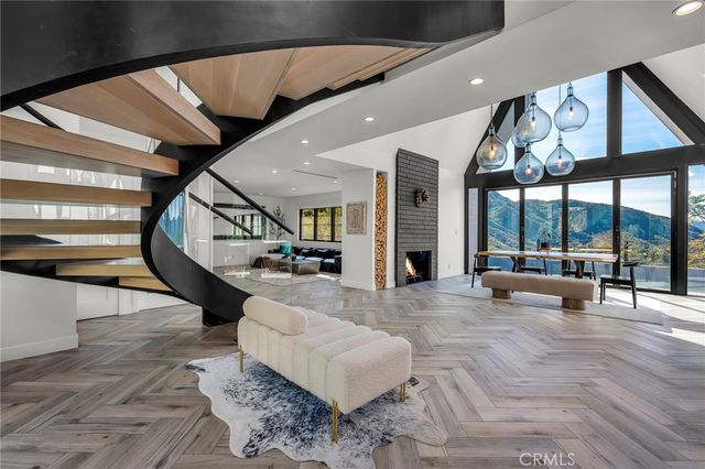 24301 Sylvan Glen, Calabasas, CA 91302