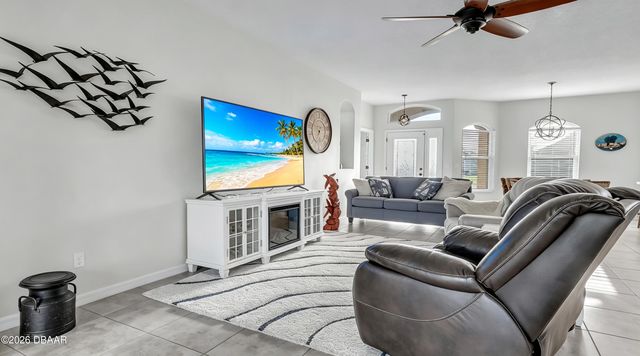113 Arena Lake Drive, Palm Coast, FL 32137