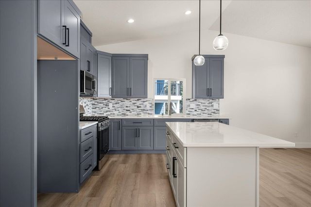 4219 W Tolliver Ct, Spokane, WA 99208