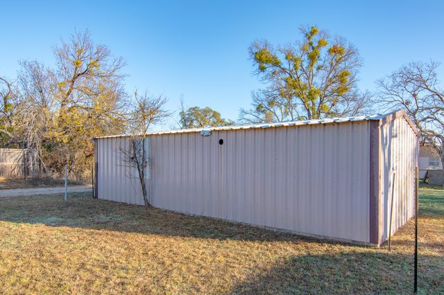3409 Durham Avenue, Brownwood, TX 76801