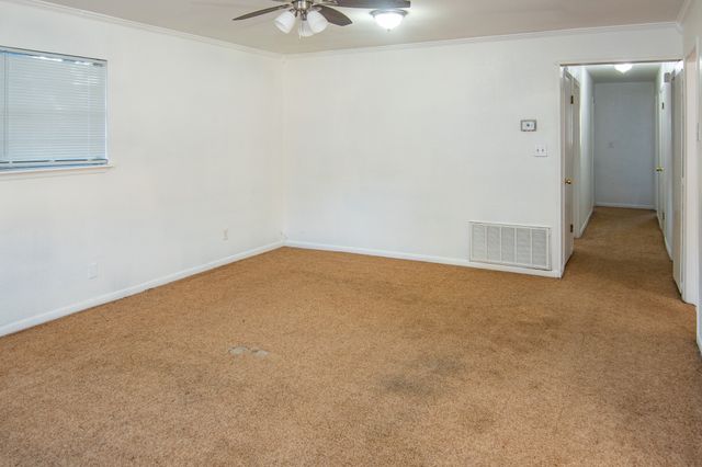 3409 Durham Avenue, Brownwood, TX 76801