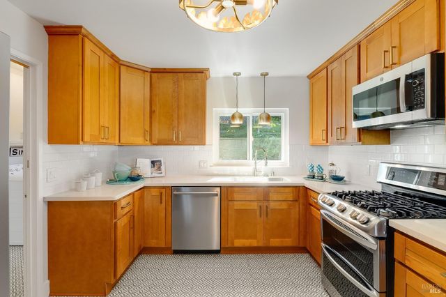 453 Clark Dr, Vallejo, CA 94591