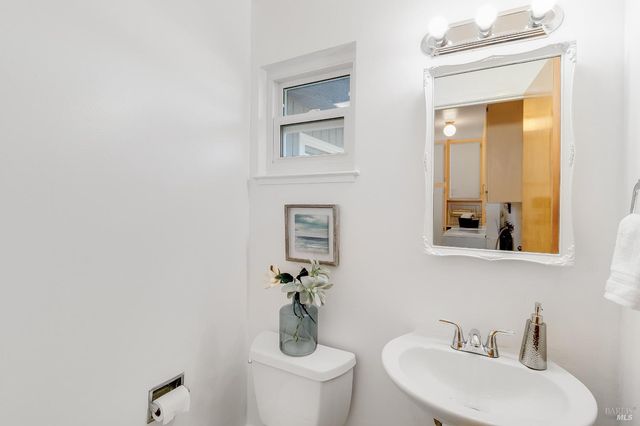 453 Clark Dr, Vallejo, CA 94591