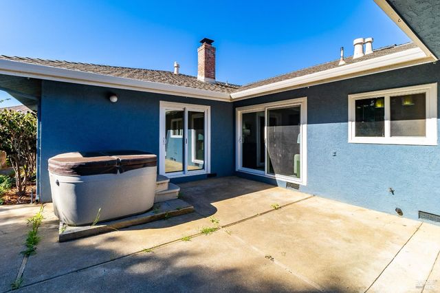 453 Clark Dr, Vallejo, CA 94591