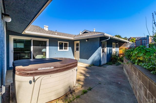 453 Clark Dr, Vallejo, CA 94591
