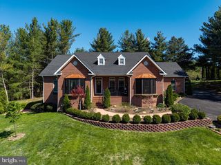 40 BIRDSONG LN, Edinburg, VA 22824