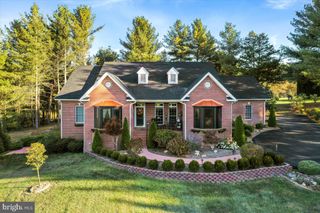 40 BIRDSONG LN, Edinburg, VA 22824