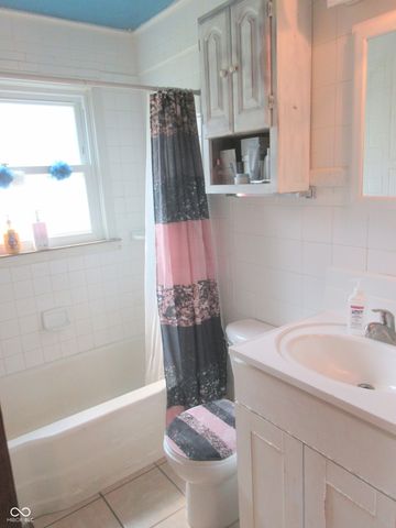 125 David Lind Drive, Indianapolis, IN 46217