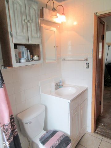 125 David Lind Drive, Indianapolis, IN 46217