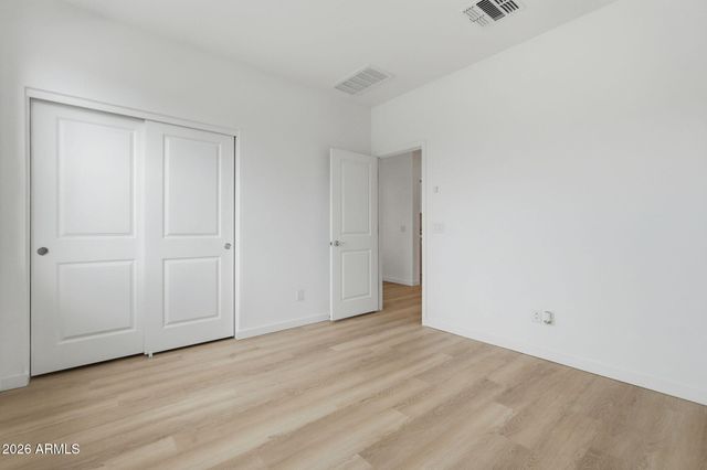 2781 S Comanche Drive, Chandler, AZ 85286