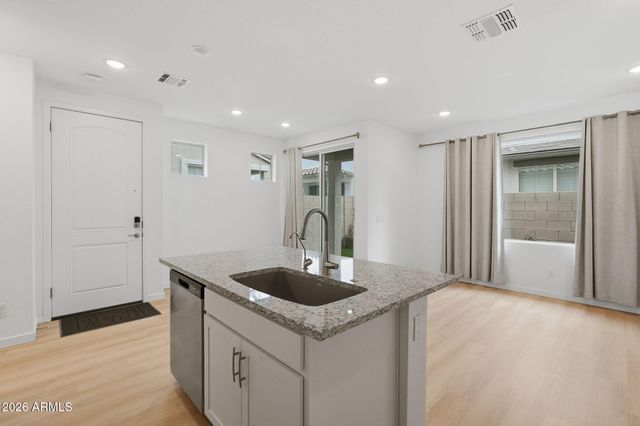 2781 S Comanche Drive, Chandler, AZ 85286