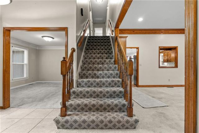 1028 SE Bordner Drive, Lee's Summit, MO 64081