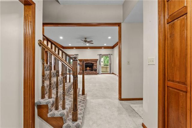 1028 SE Bordner Drive, Lee's Summit, MO 64081