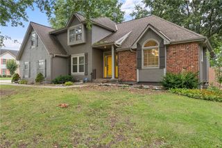 1028 SE Bordner Drive, Lee's Summit, MO 64081