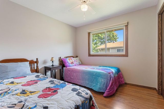 8016 Idaho Circle N, Brooklyn Park, MN 55445