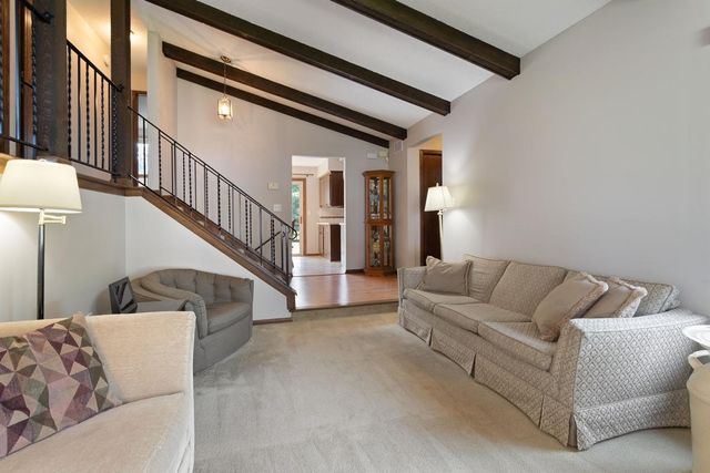 8016 Idaho Circle N, Brooklyn Park, MN 55445