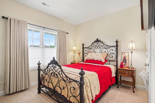 708 Silver Slipper Ct., Loris, SC 29569