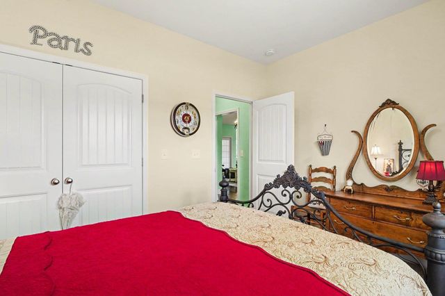 708 Silver Slipper Ct., Loris, SC 29569