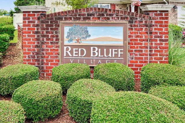 708 Silver Slipper Ct., Loris, SC 29569