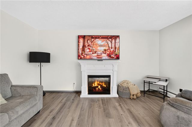 765 Putnam Pike, Glocester, RI 02814