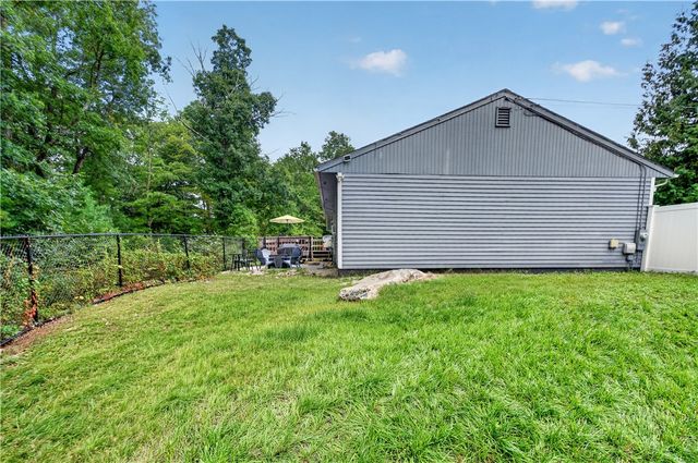 765 Putnam Pike, Glocester, RI 02814
