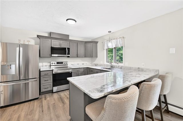 765 Putnam Pike, Glocester, RI 02814