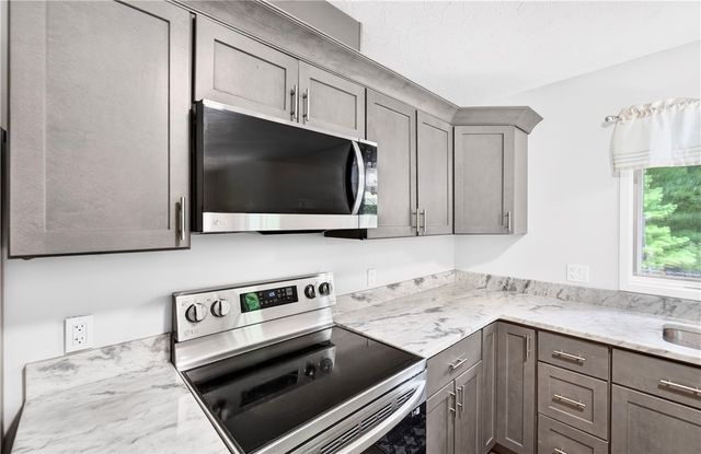 765 Putnam Pike, Glocester, RI 02814