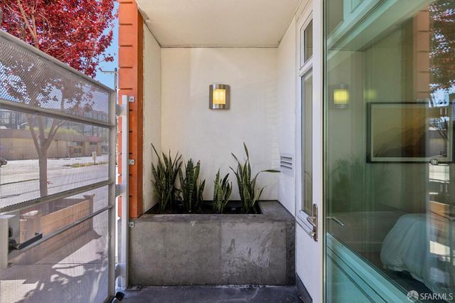 555 4th Street 102, San Francisco, CA 94107