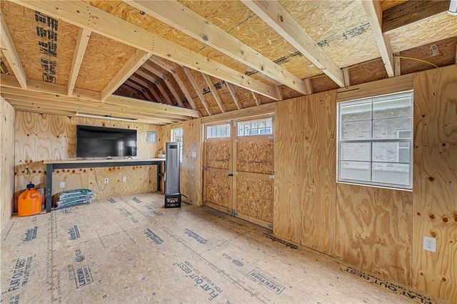 601 Phyllis Farm Road, Prairie Grove, AR 72753