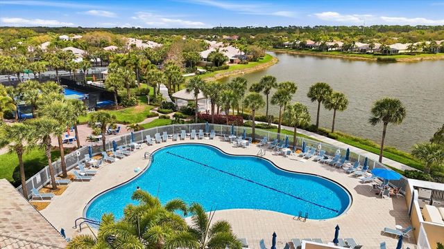 1572 ERNESTO DRIVE, Sarasota, FL 34238