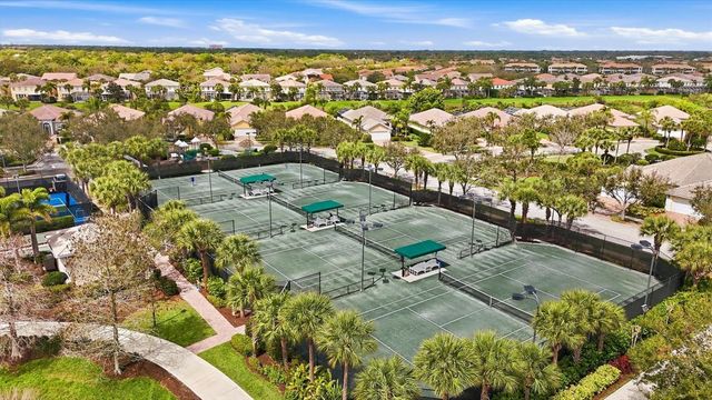 1572 ERNESTO DRIVE, Sarasota, FL 34238