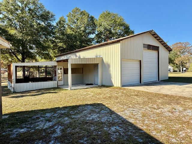 200 Jessica Lane, Geneva, AL 36340