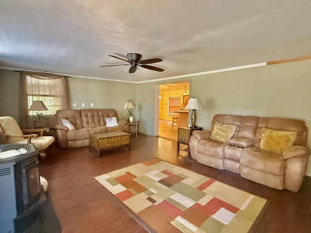 200 Jessica Lane, Geneva, AL 36340