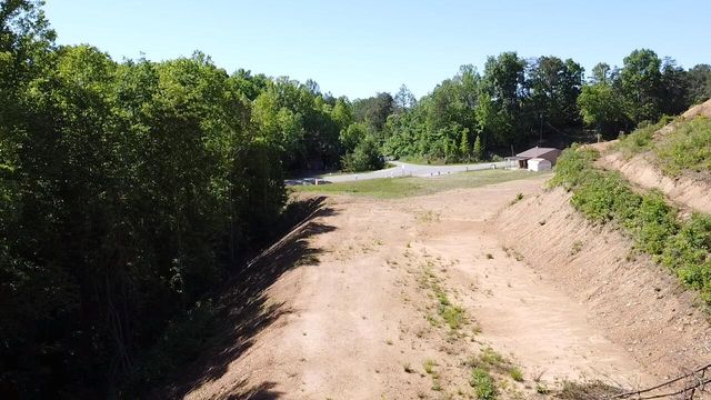 1000 London Dock Road, London, KY 40744