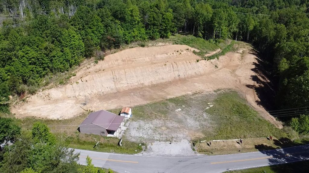 1000 London Dock Road, London, KY 40744