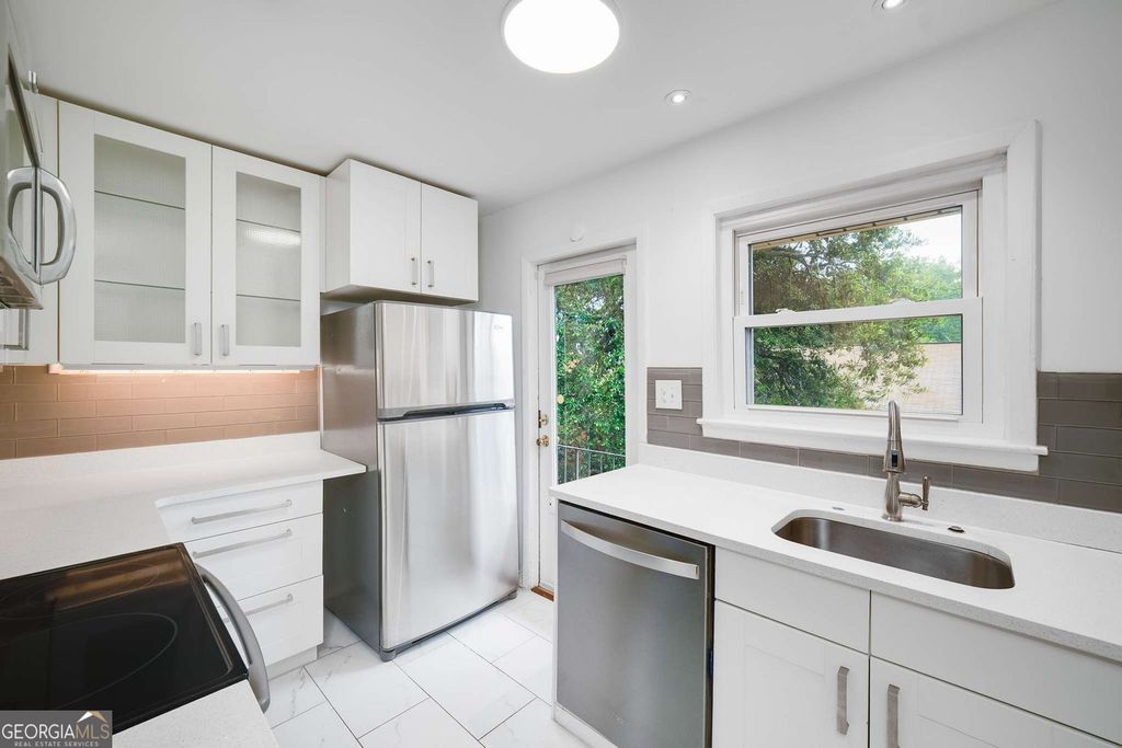 3510 Roswell Road NW M4, Atlanta, GA 30305