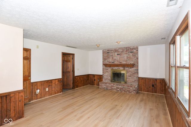 8129 Burn Court, Indianapolis, IN 46217