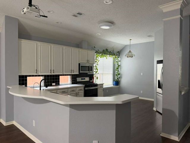 9304 Western Trail, Irving, TX 75063
