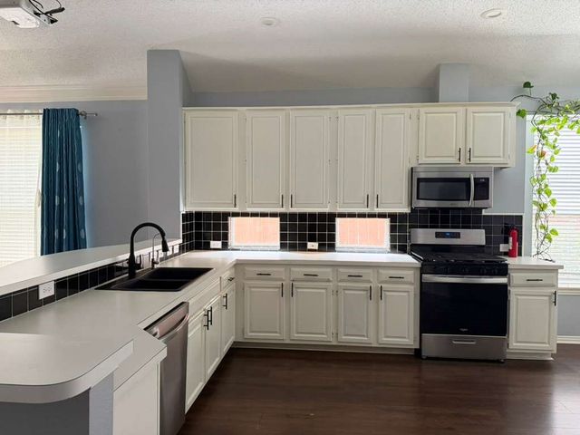 9304 Western Trail, Irving, TX 75063