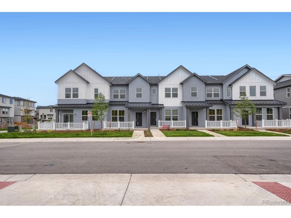 7675 S Mobile Way, Centennial, CO 80016