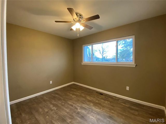 1904 Sawyer Boulevard, St Charles, MO 63301